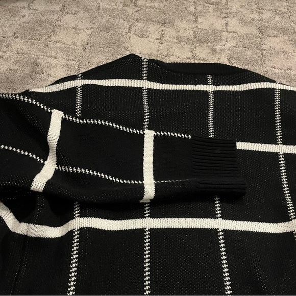 Plan.Z Black & White Korean Style Outwear - Picture 3 of 3